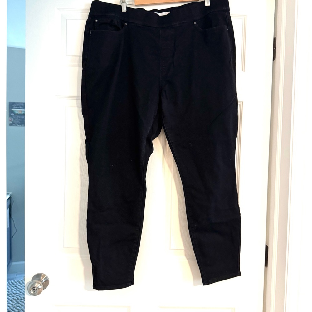 Signature by Levi Strauss Black Denim Jeans